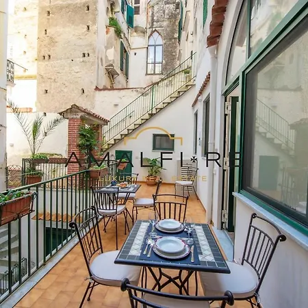 Delightful For 3 In The Center Of Апартаменты *
