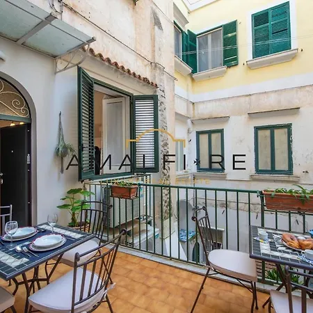 Delightful For 3 In The Center Of Апартаменты *